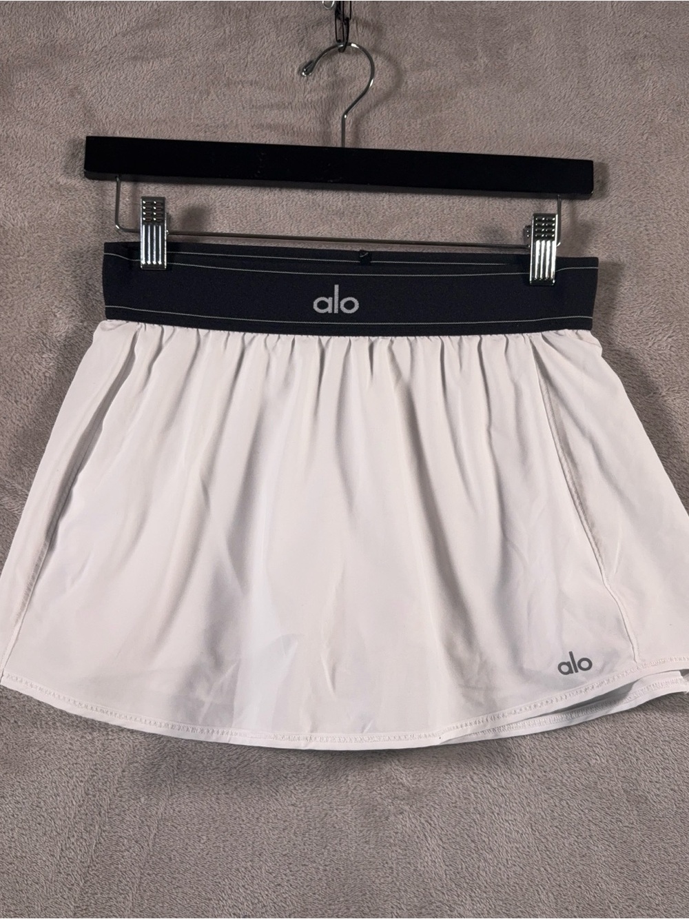 Alo Yoga Match Point Tennis Skirt Womens Size Small White Lounge - Picture 2 of 7